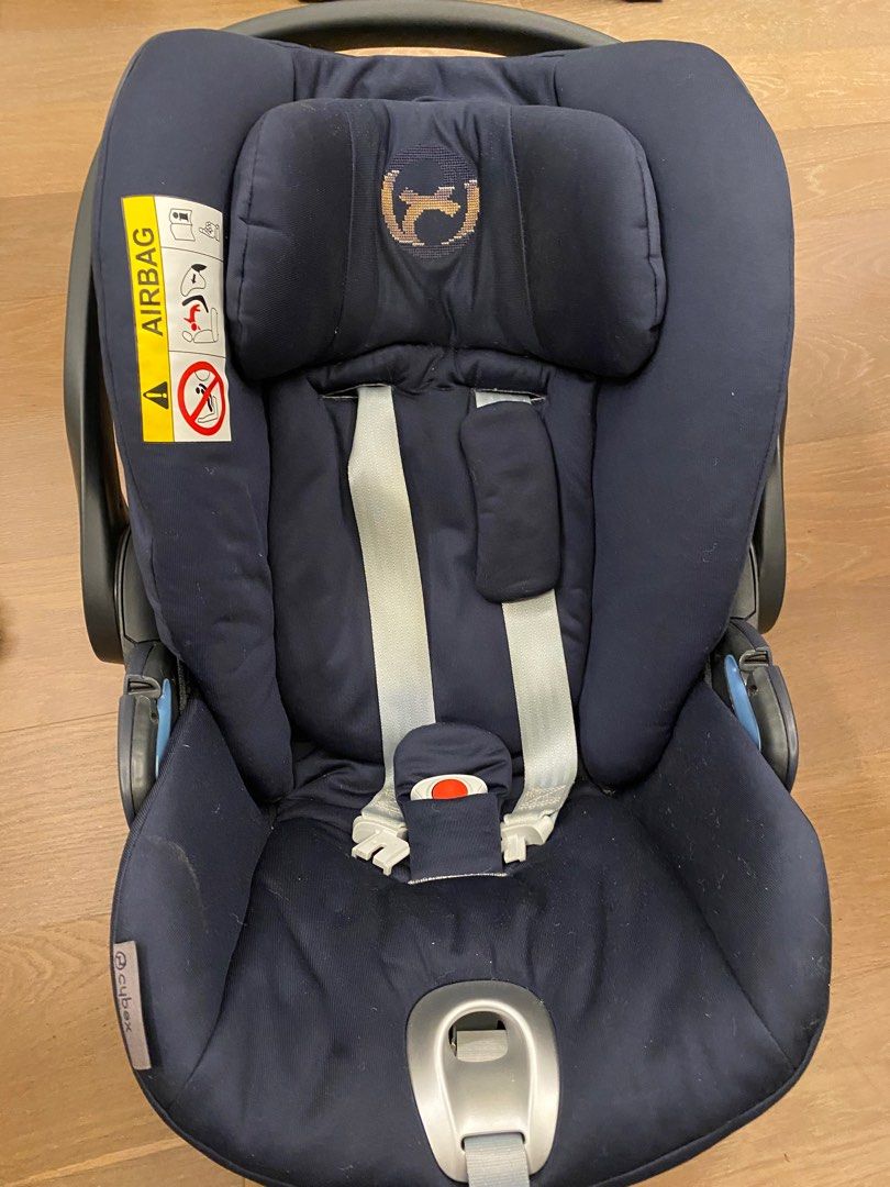 Cybex cloud outlet q midnight blue