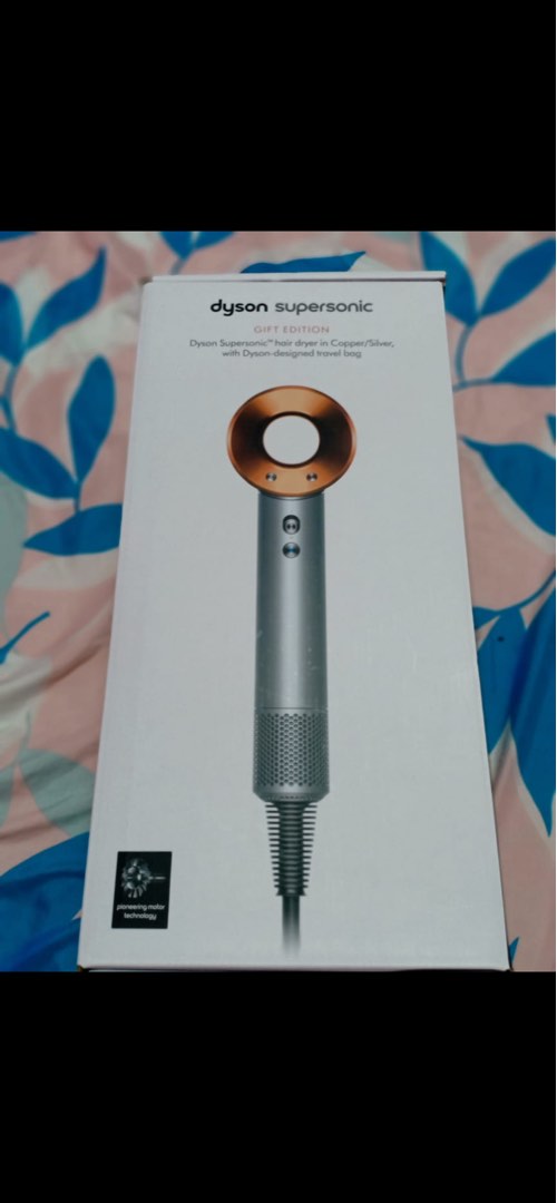 Dyson hair dryer, Beauty & Personal Care, Hair on Carousell
