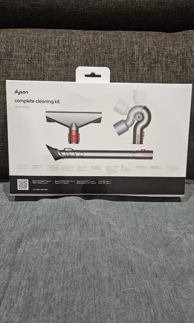 Dyson Vacuum Attachments Kit, TV & Home Appliances, Vacuum Cleaner