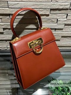 由 Ashavintage (刊登 ID 1230204002，圖片 1) 提交，位於 的 (類別：)，說明：。