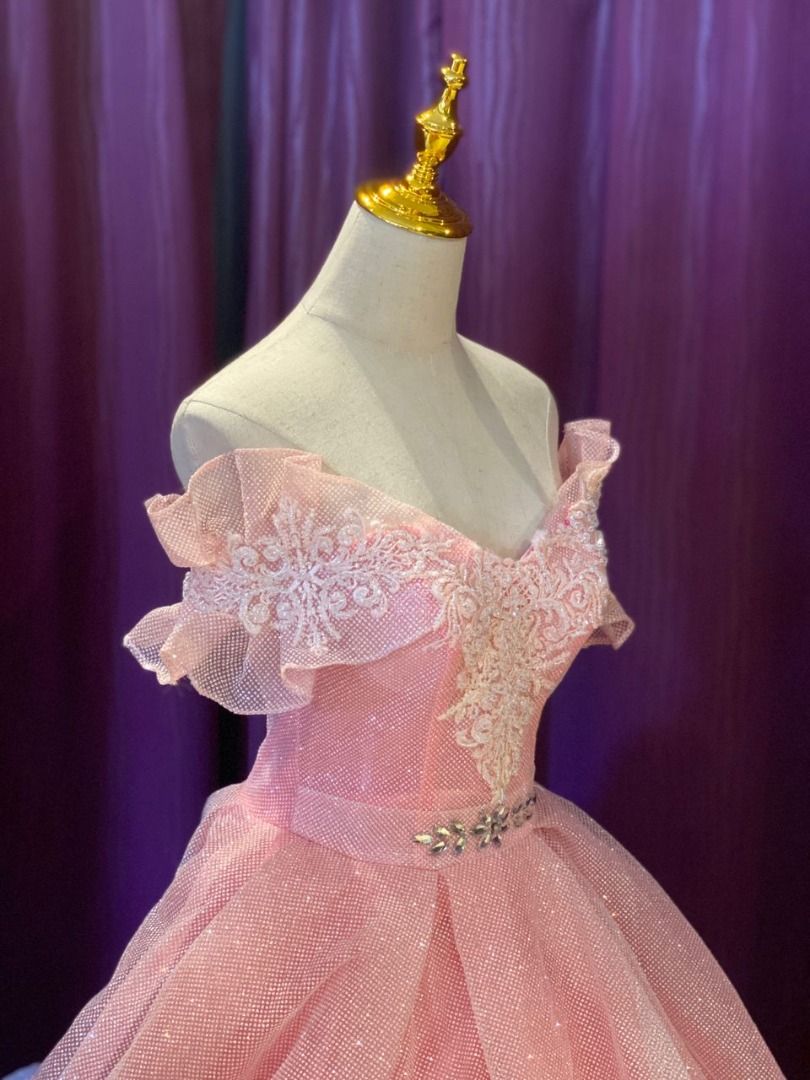 Full Blink Pink Luxury Gown, Women's Fashion, Dresses & Sets, Evening  Dresses & Gowns on Carousell