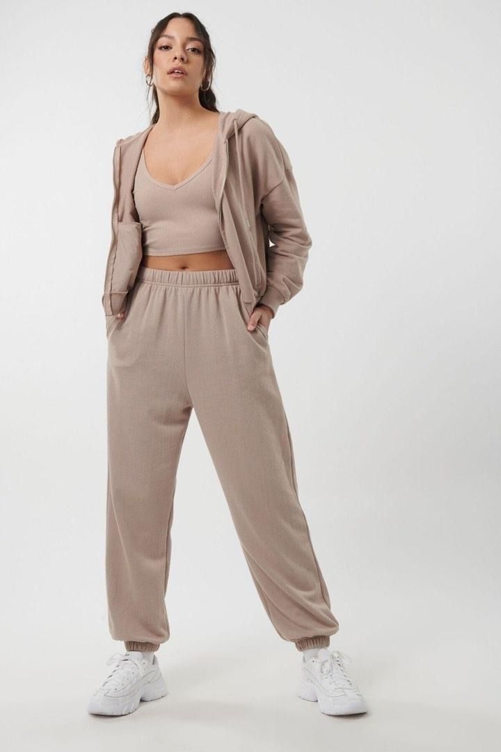 GARAGE Boyfriend Beige Joggers Women s Fashion Bottoms Other