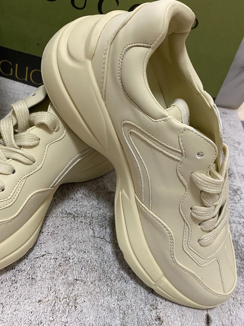 Plain gucci sneakers discount