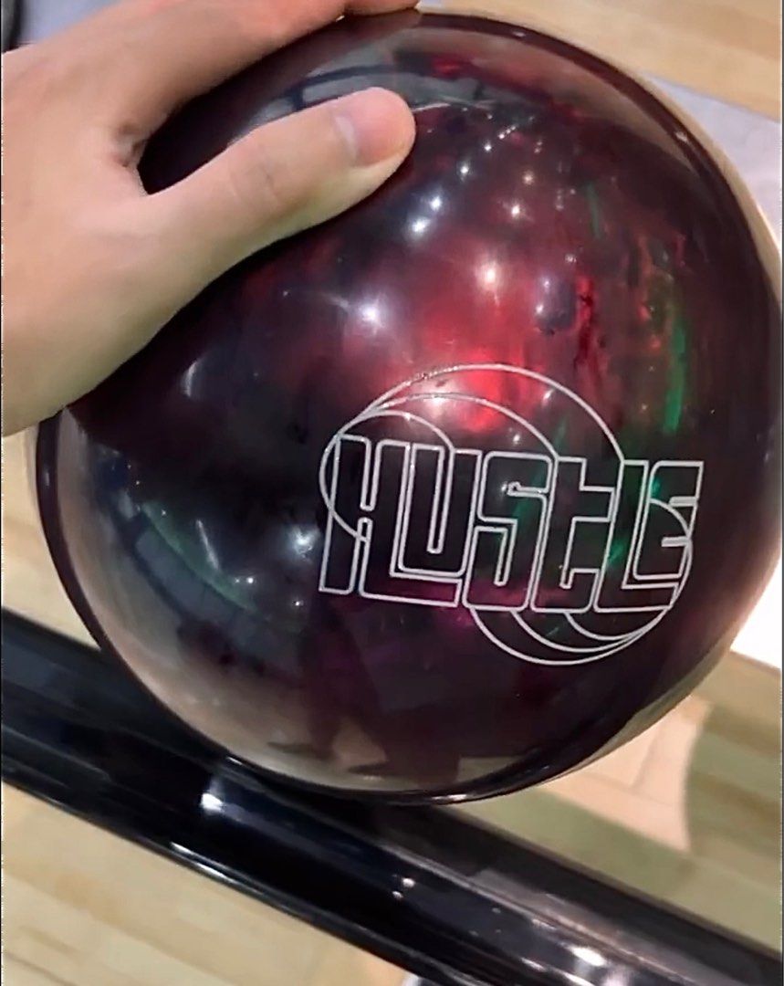 Hustle Wine 14lb 14 pounds bowling ball, Sports Equipment, Sports