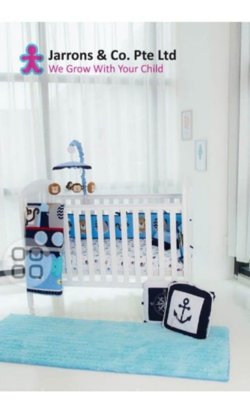 Jarron & Co Convertable Baby Cot (wheels), Babies & Kids, Baby