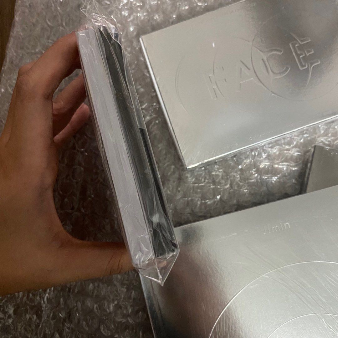 Jimin FACE Set with POB (Category: K-Wave Merchandise) located in Las Pinas. Submitted by mve__ (Listing ID 1230323639, Image 3). Description: Complete set with early bird POB! comes with 3 POB frames too (black and white hard case + plastic case - see 3rd pic) Sealed. Items are mint. Rfs: had an extra set. Directly bought from weverse :) .