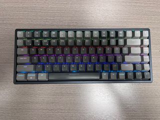 （分類：）位於 。 由 iampeterstark 提交（商品編號 1230332795，圖片 1）。簡介： 。