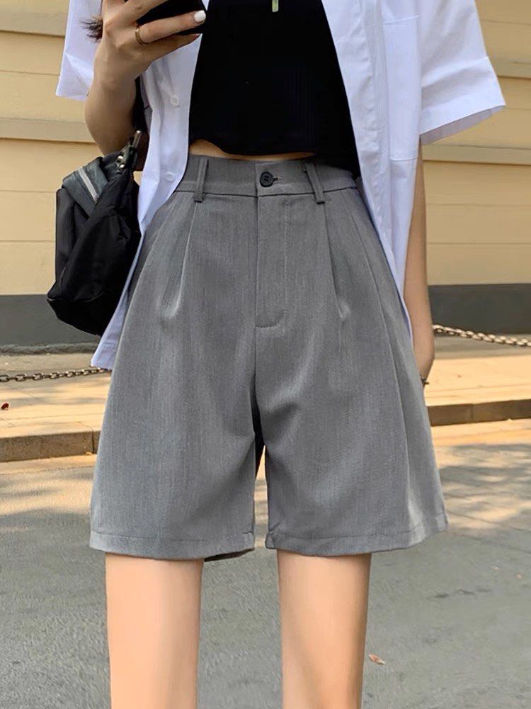 korean ulzzang grey suit pleated wide leg bermuda shorts Women s Fashion Bottoms Shorts on Carousell