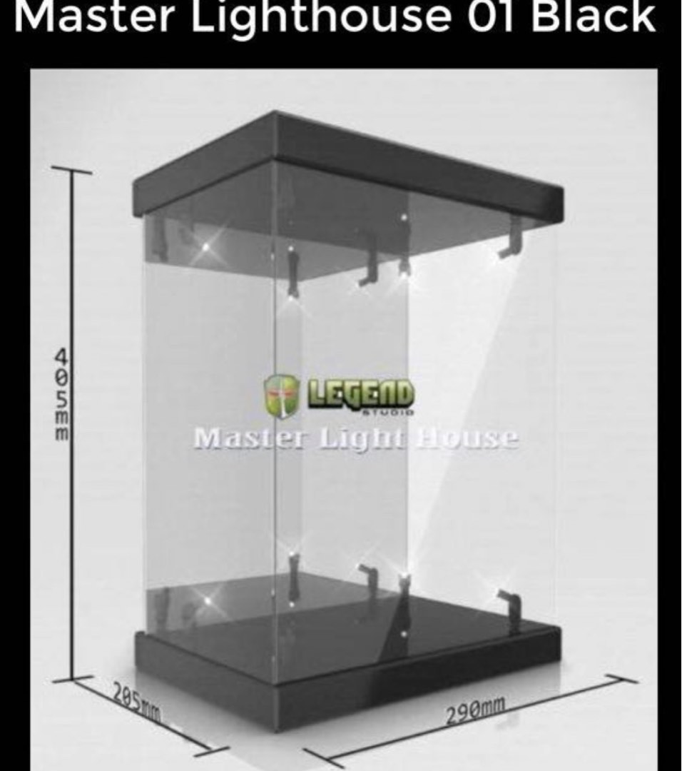 LEGEND STUDIO MASTER LIGHT HOUSE 01 LIGHTED DISPLAY CASE BLACK