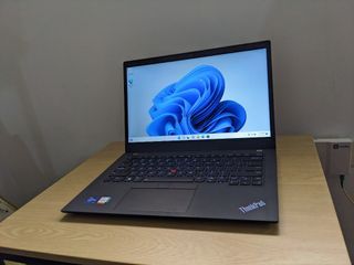 Lenovo Thinkpad T14s Gen 2 Core i7 1165G7 11th Gen 16GB 512SSD