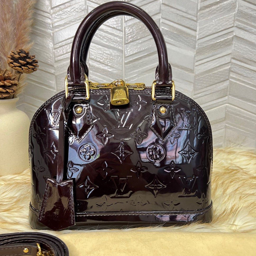 LOUIS VUITTON handbag Alma Vernis with charm Color Black used from japan