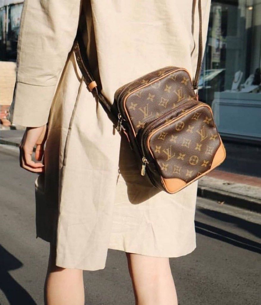Louis Vuitton  Bag (Vintage), Luxury, Bags & Wallets on