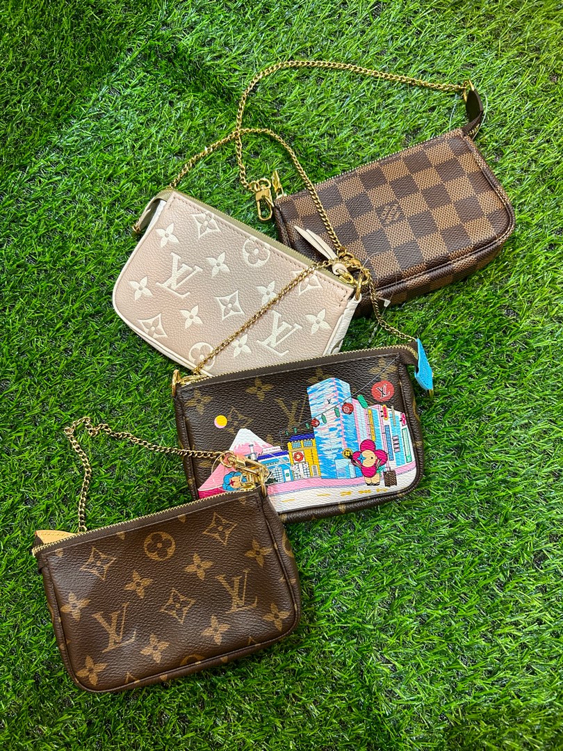 Louis vuitton mini pochette, Women's Fashion, Bags & Wallets, Purses