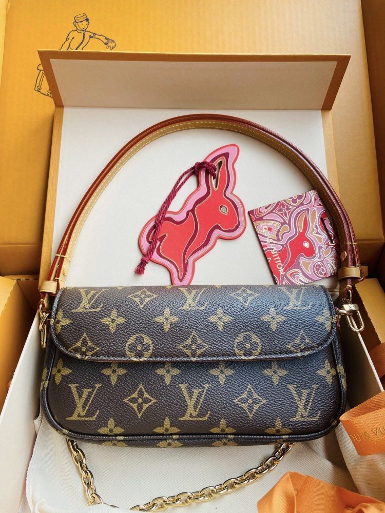Lv ivy sales bag