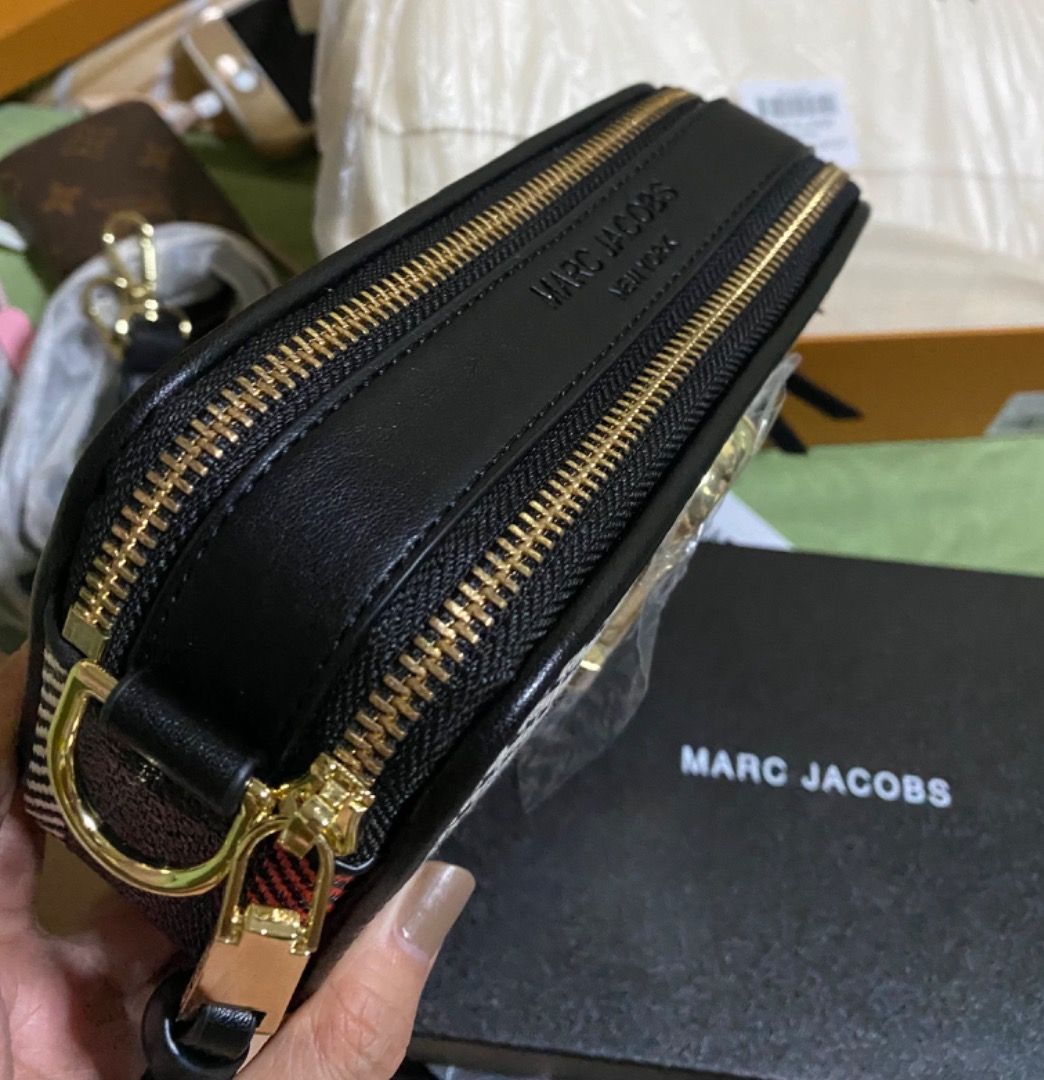 MJ Snapshot Camera Bag, Women's Fashion, Bags & Wallets, Crossbody