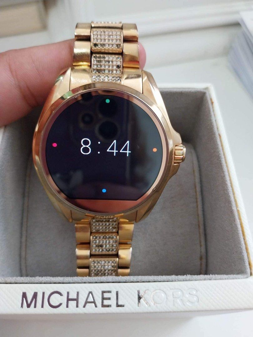 Mk smart watch gold hotsell