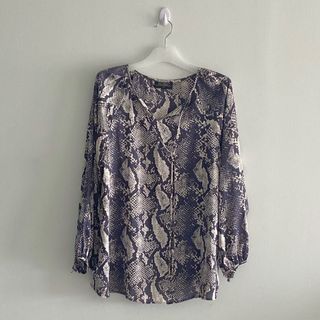 (Category: ) located in . Submitted by tiqasri (Listing ID 1230251450, Image 1). Description: .