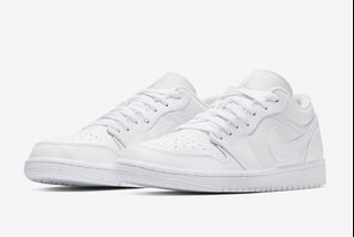 (Category: ) located in . Submitted by jjs_sneakers (Listing ID 1230244987, Image 1). Description: .