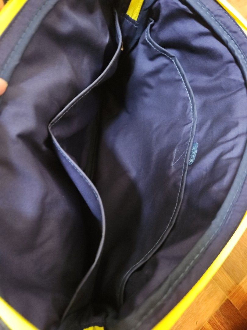 Naraya shop laptop bag