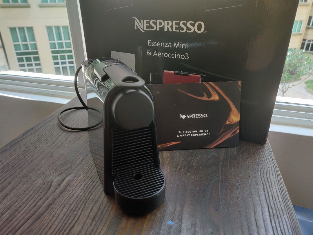 Nespresso Coffee Machine Warranty until Feb 2024, TV & Home Appliances
