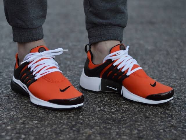 Nike presto black and orange hotsell