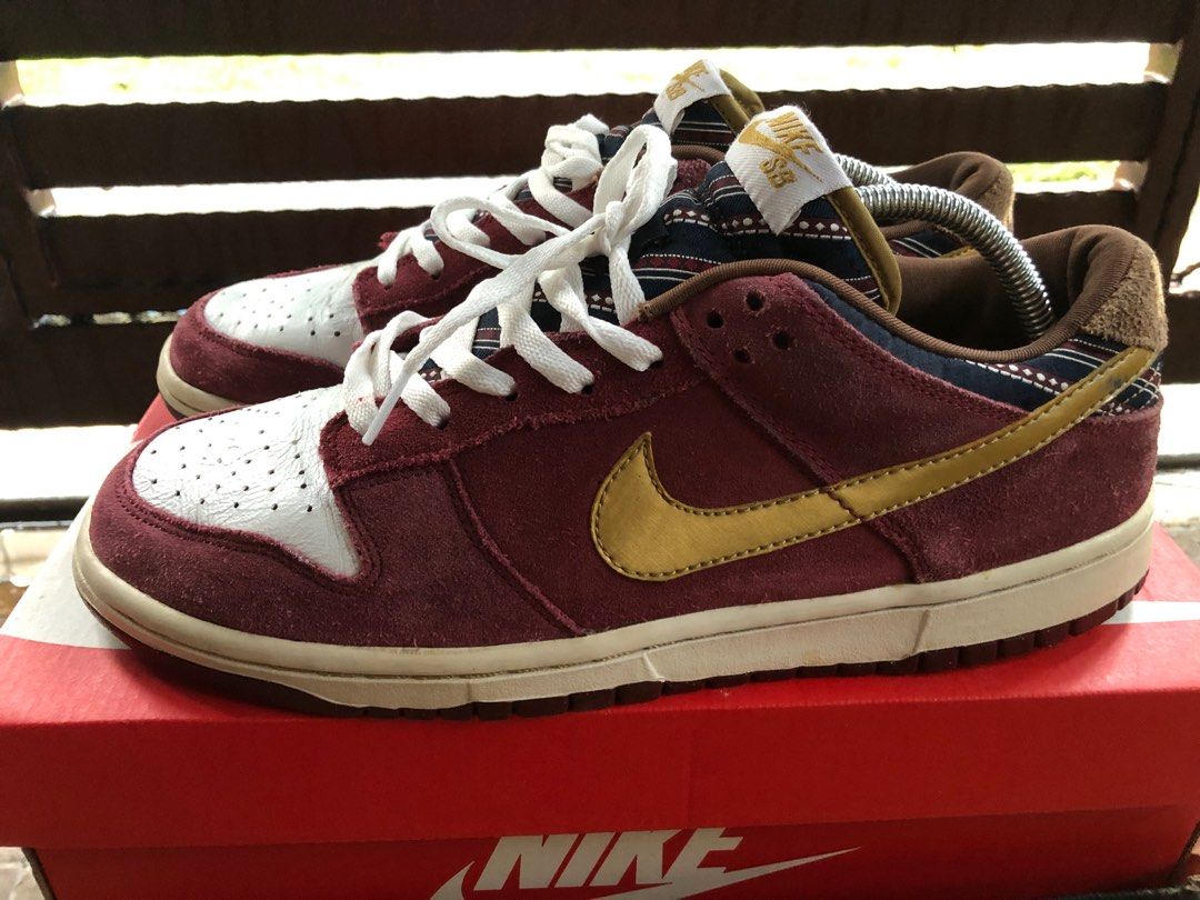 Ron burgundy nike clearance sb