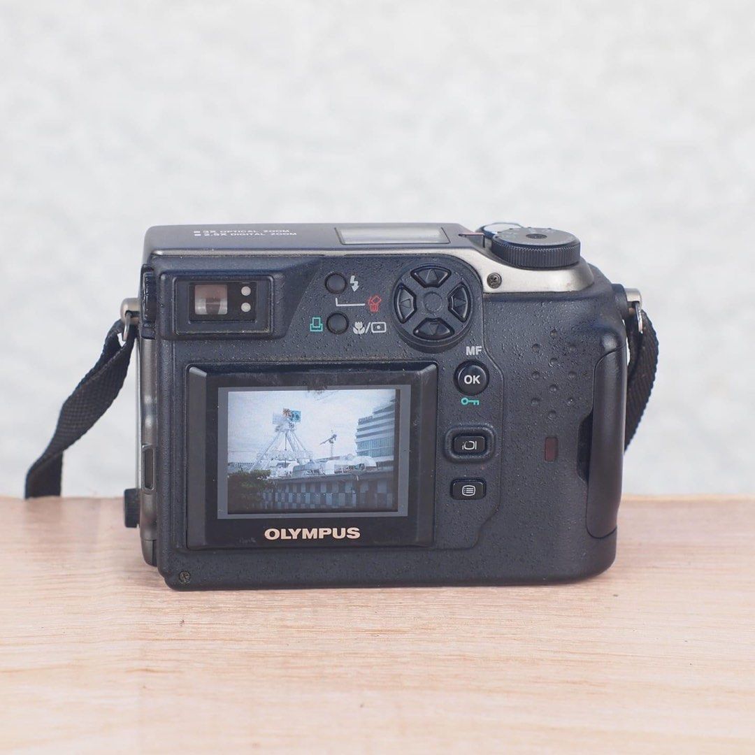 Olympus Camedia C3000 Digital Camera, Photography, Cameras on Carousell