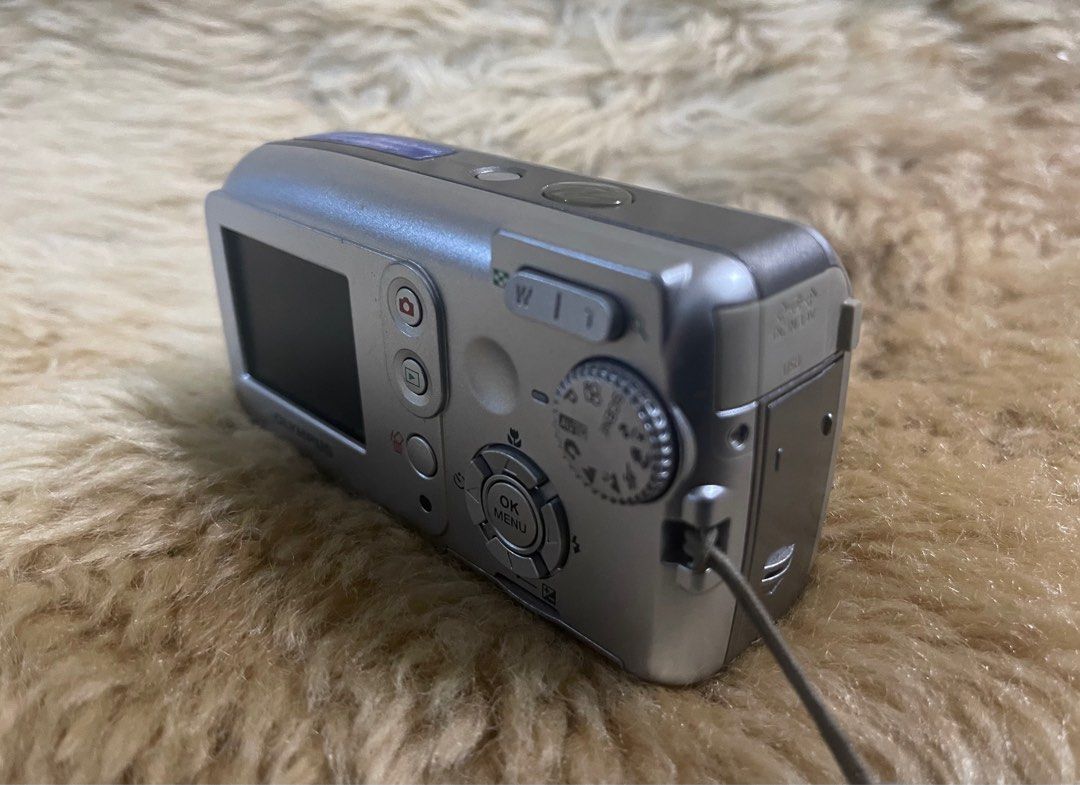 Olympus FE120 Digital Camera, Photography, Cameras on Carousell