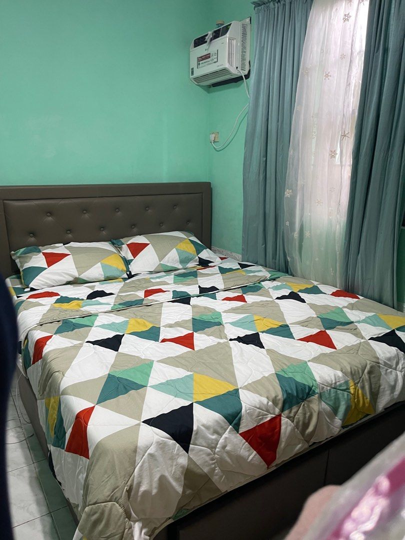 Queen size bed with headboard and drawer and 8 inches uratex foam on