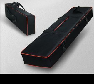 Brand new 88 keyboard  12mm thicker padded bag with yamaha logo( very good quality n material hang carry n back pack