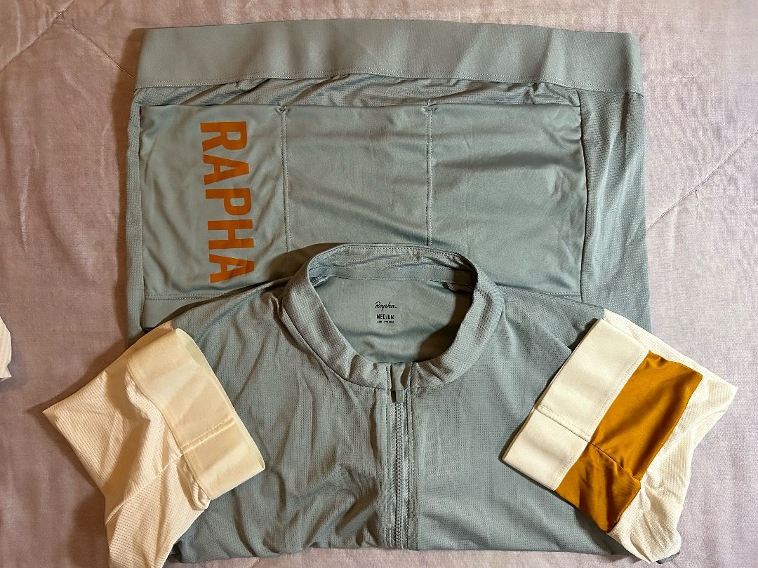 Rapha Men's Pro Team Training Jersey (Category: Activewear) located in Makati City. Submitted by theusl (Listing ID 1230266776, Image 1). Description: original Rapha Men's Pro Team Training Jersey Light Blue/White, Medium first owned used once only no issues made in Vietnam RFS - sticking with Rapha Trail Lightweight Shirts & Technical Shirts 0917 5112060.