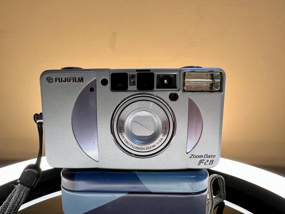 [RARE] Fujifilm Zoom Date 2.8, Photography, Cameras on Carousell