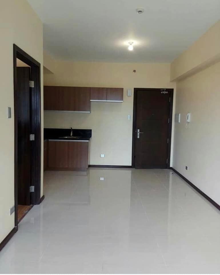 For sale Rent to Own 1 bedroom condo for sale at Radiance Manila Bay