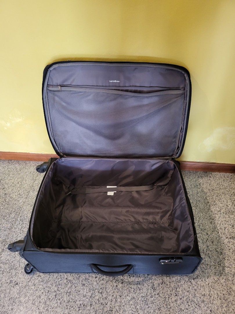 Samsonite Luggage Bag, Hobbies & Toys, Travel, Luggage on Carousell