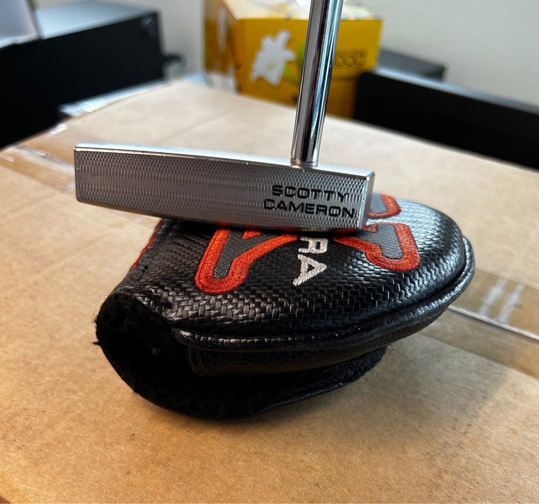 Scotty Cameron Futura X5 putter, Sports Equipment, Sports & Games, Golf ...