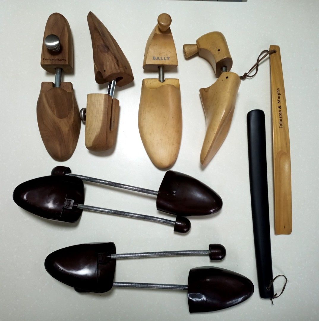 Shoe stretchers shoehorns Men s Fashion Footwear Shoe inserts