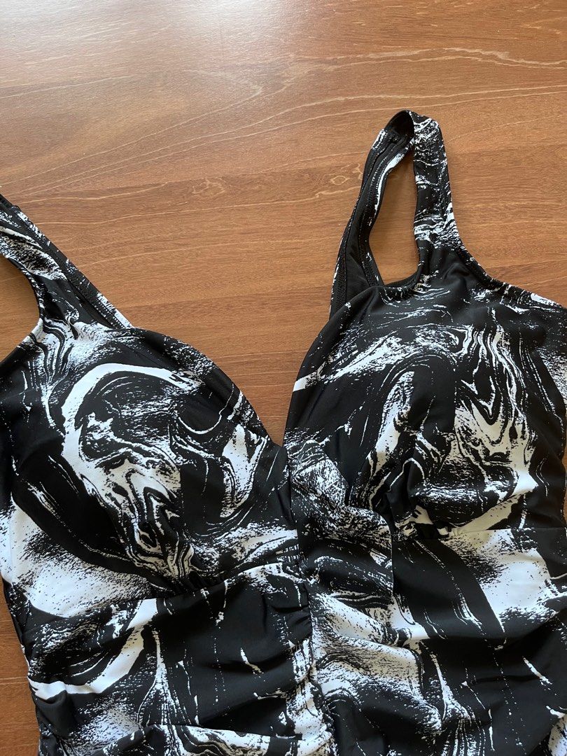 Size 20/XXL Swimsuit for all one piece New, Women's Fashion, Swimwear