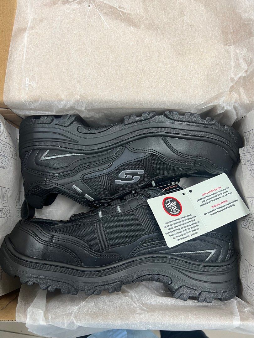sketchers safety boots