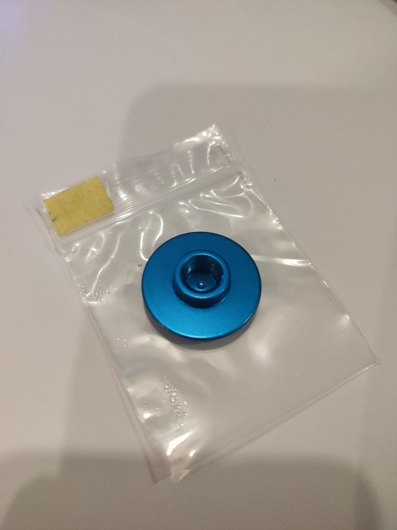 (New stocks) Suspension fork air chamber Schrader valve cap aluminium blue/gold., Sports