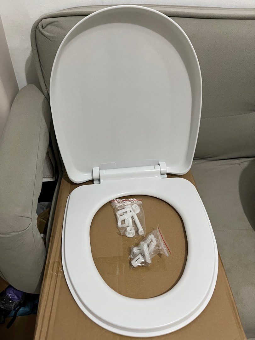Toilet Seat Lid Cover WC Cover slowly down, Furniture & Home Living