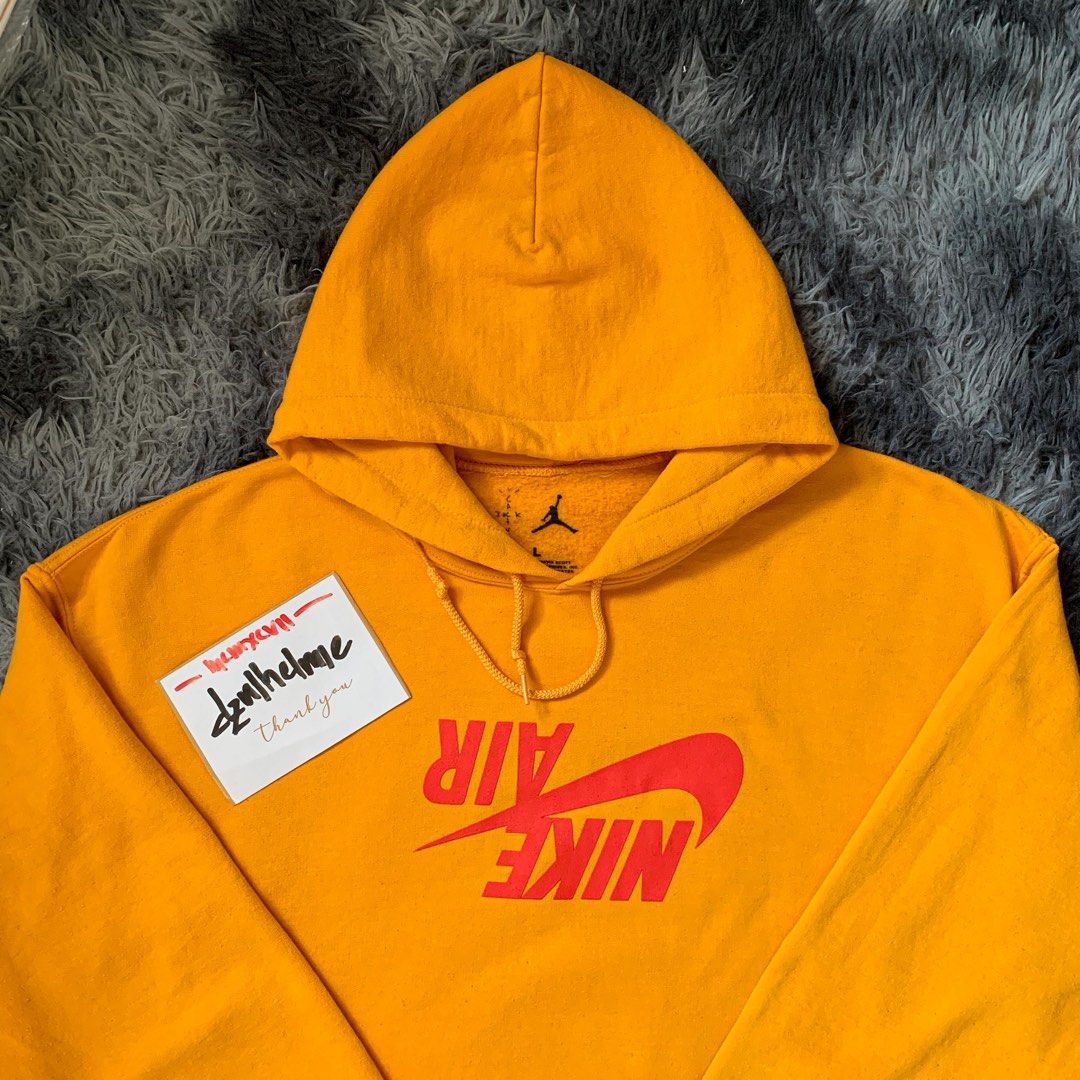 Travis scott best sale x nike hoodie