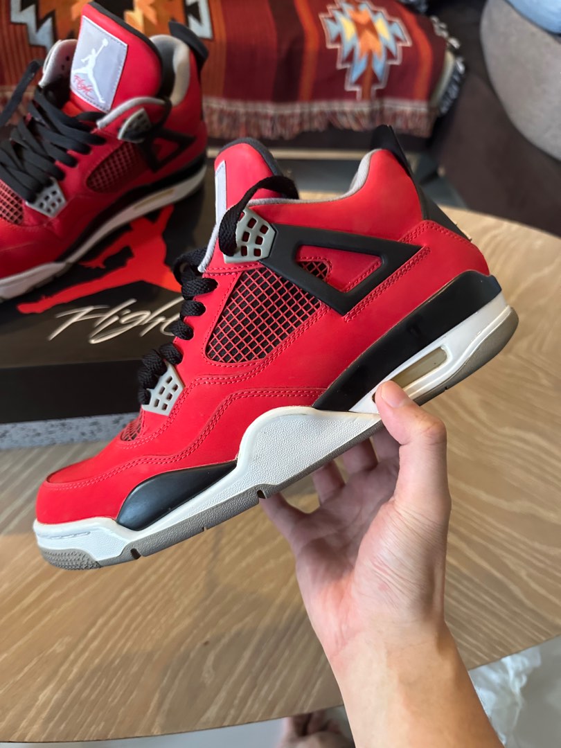 bravo jordan 4s