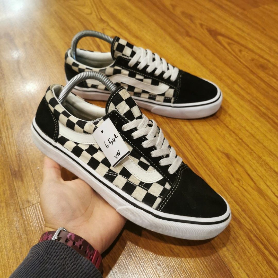 Old fashioned checkered vans top