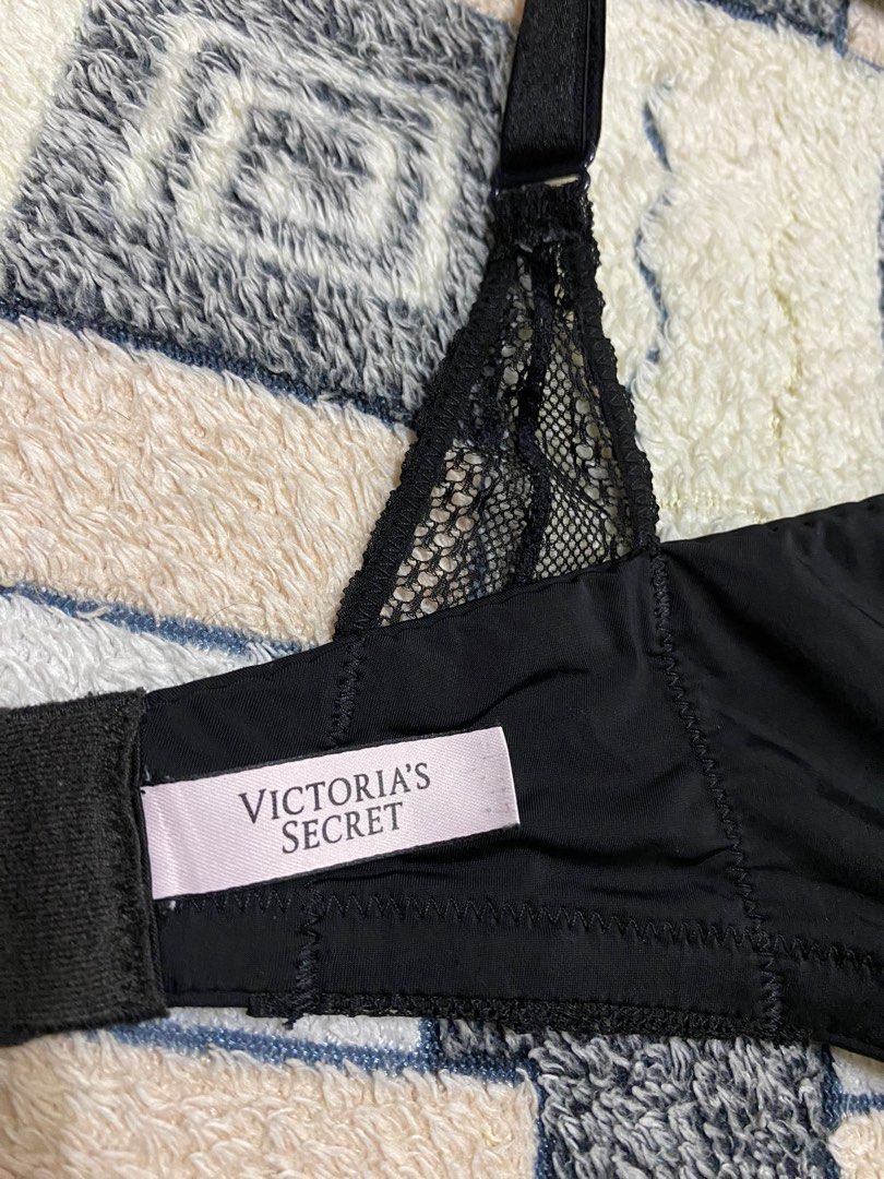 Victoria's Secret 36DDD / 38DD, Women's Fashion, New Undergarments &  Loungewear on Carousell