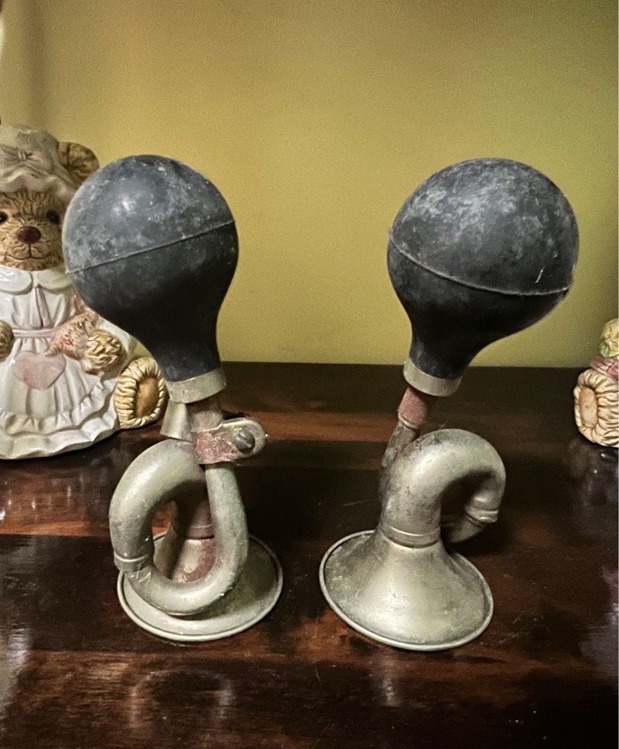 Vintage bicycle horns (set) on Carousell