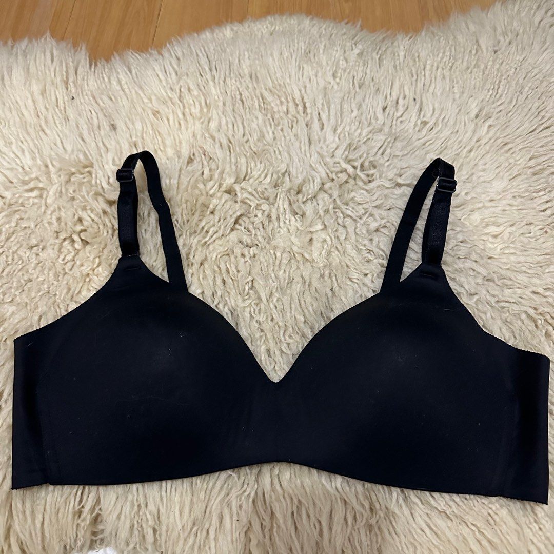 Warners 36B Sister Sizes: 38A, 34C Thin Pads  Wireless Adjustable Strap  Back closure Seamless design Php200 All items are from US Bale., Women's  Fashion, Undergarments & Loungewear on Carousell