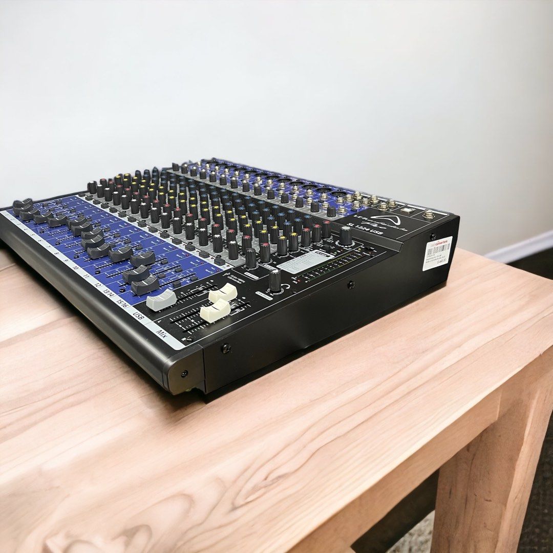 Wharfedale mixer 12+2 chanel, TV & Home Appliances, TV & Entertainment
