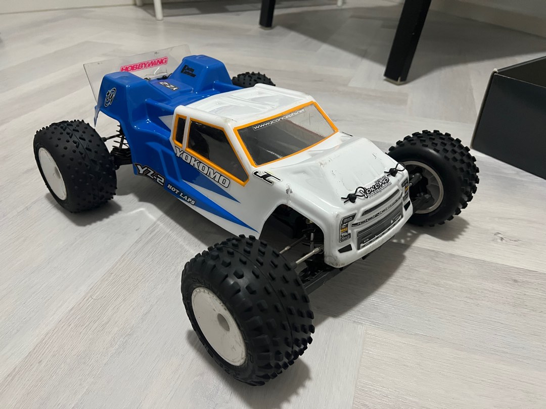 Yokomo on sale stadium truck