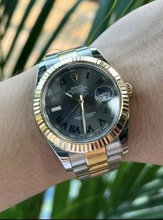 (Category: ) located in . Submitted by Watchaholics (Listing ID 1230398863, Image 1). Description: .
