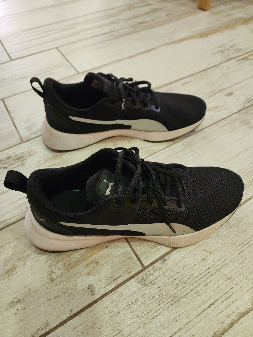 Casual puma clearance sneakers
